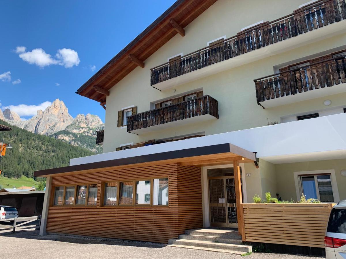 Ciasa De Rosa Leilighet Pozza di Fassa Eksteriør bilde