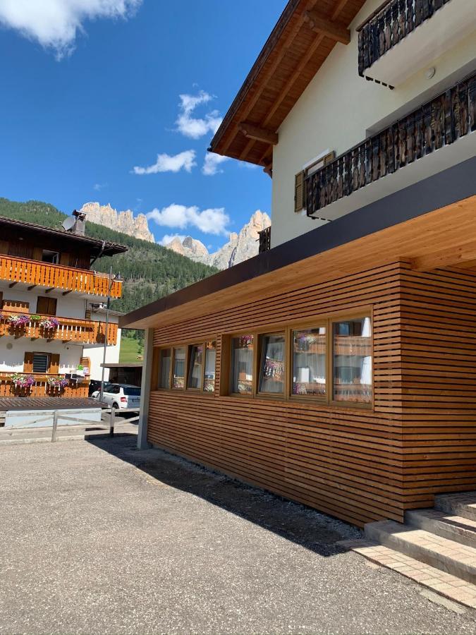 Ciasa De Rosa Leilighet Pozza di Fassa Eksteriør bilde